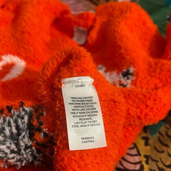 Harper Canyon Fuzzy Red Sweater w/ Pink Cat Size 2T - Picture 6 of 10